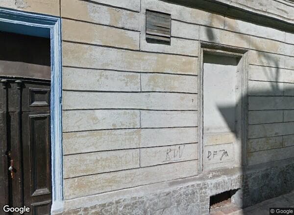 Ceny transakcyjne mieszkań Bydgoszcz Rynek 9